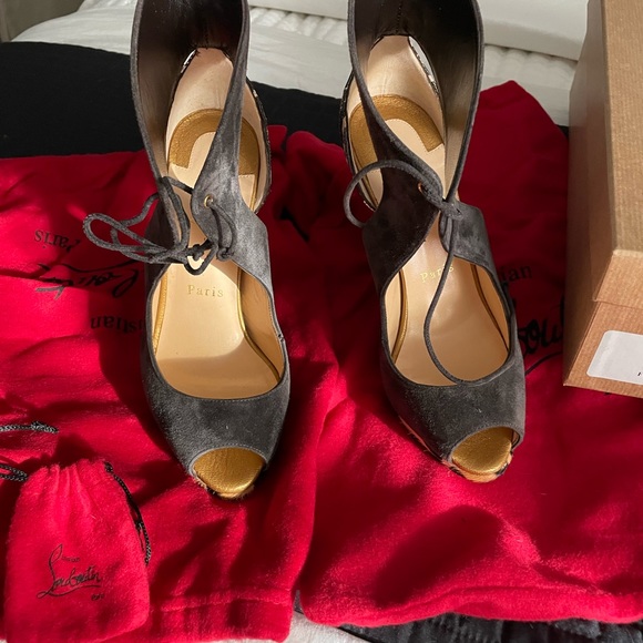 Christian Louboutin Campanina - Picture 2 of 7